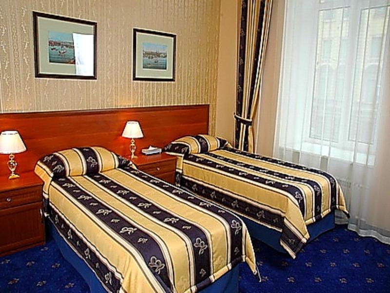 Belvedere Nevsky Business Hotel St. Petersburg Rom bilde